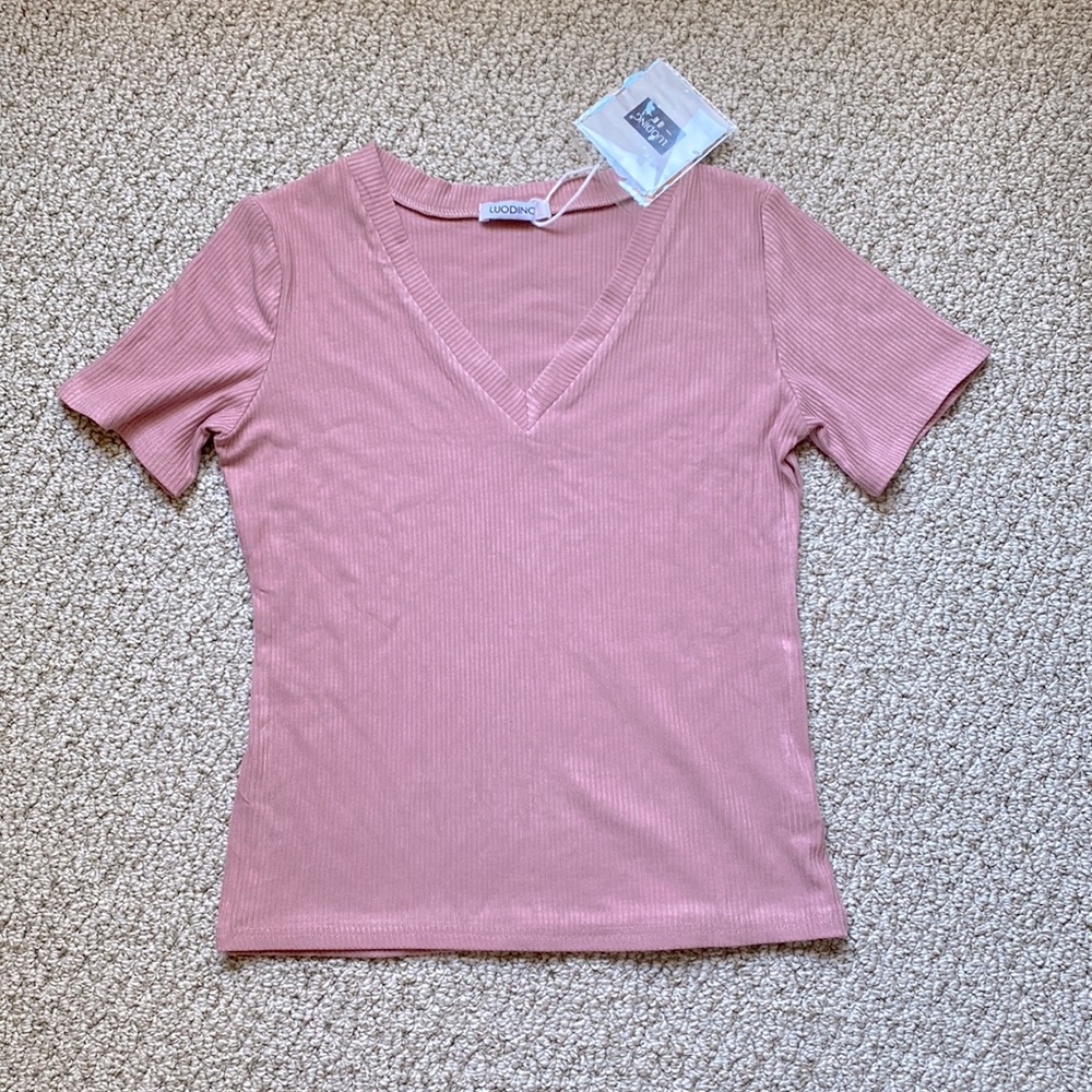 V neck T shirt pink size XS